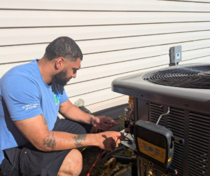 A Kasper Mechanical technician performing an inspection.